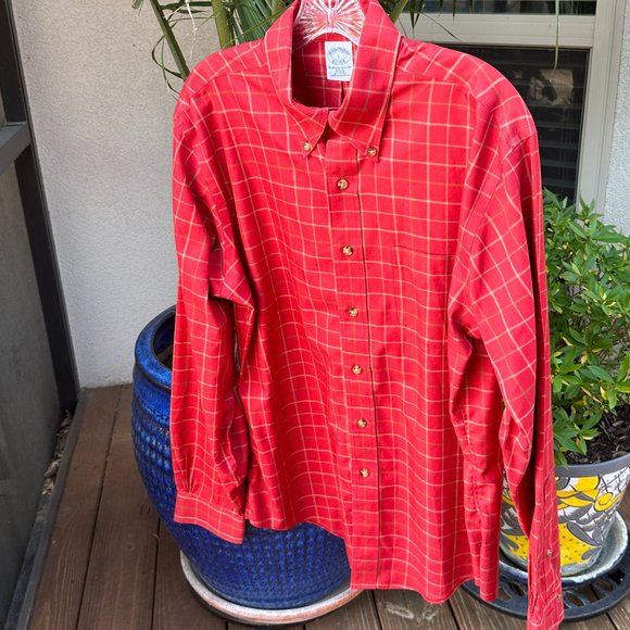 BROOKS BOTHERS Men's Button-Down Shirt - Large - Picture 4 of 7